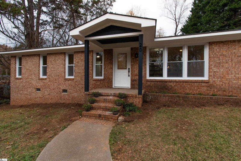 Property image 4 at 20 Birchbark Drive, Greenville, SC 29611