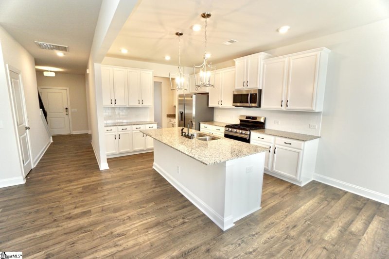 Property image 3 at 413 Marietta Lane, Duncan, SC 29334