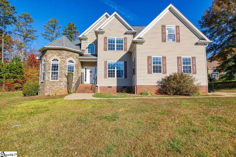 99 Fairway Drive