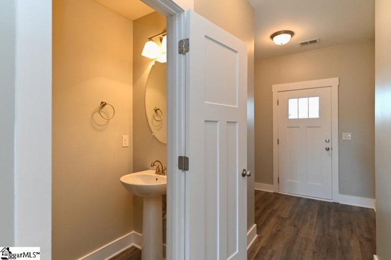 Property image 3 at 15 Timber Oak Way, Simpsonville, SC 29680