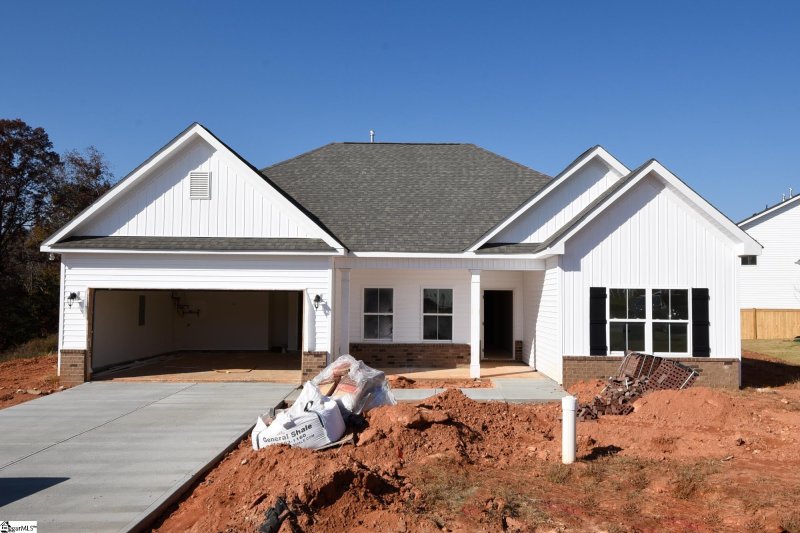102 Lariat Court