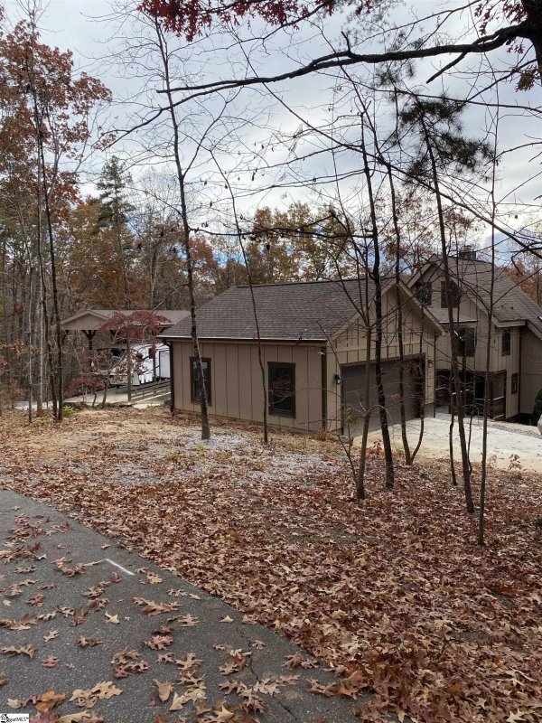 Property image 3 at 300 Doe Run, Pickens, SC 29671