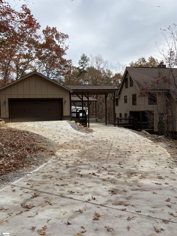 Property image 4 at 300 Doe Run, Pickens, SC 29671