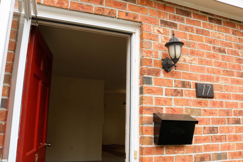 Property image 3 at 815 Edwards Road, Greenville, SC 29615