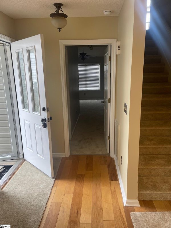 Property image 2 at 8 Lantern Lane, Greer, SC 29651