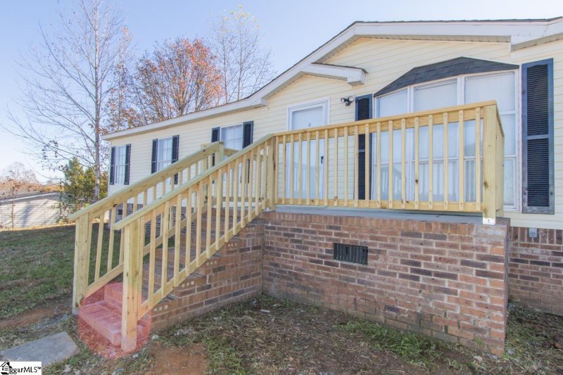 Property image 4 at 133 Sweetbud Court, Easley, SC 29640