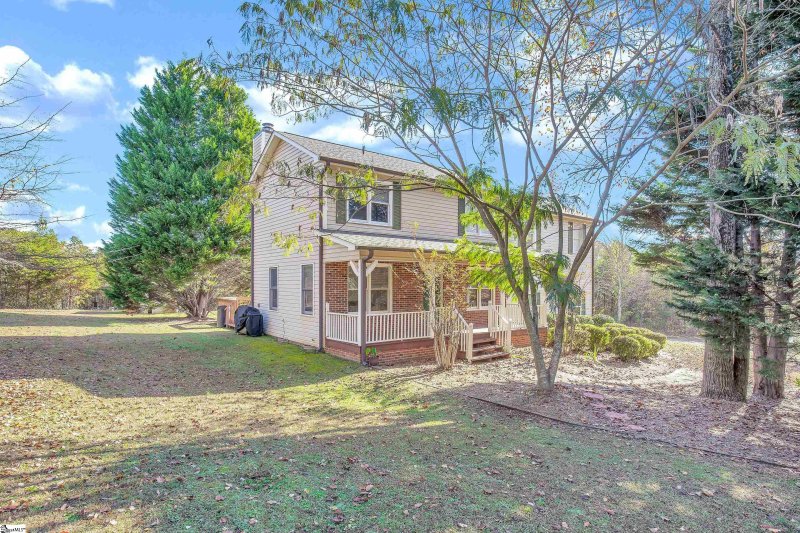 Property image 2 at 111 Jonquil Drive, Inman, SC 29349-9663