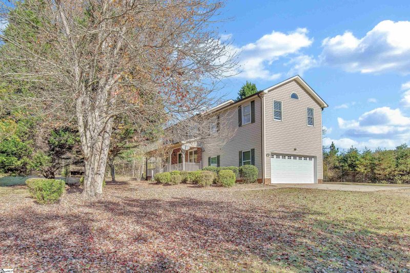 Property image 3 at 111 Jonquil Drive, Inman, SC 29349-9663