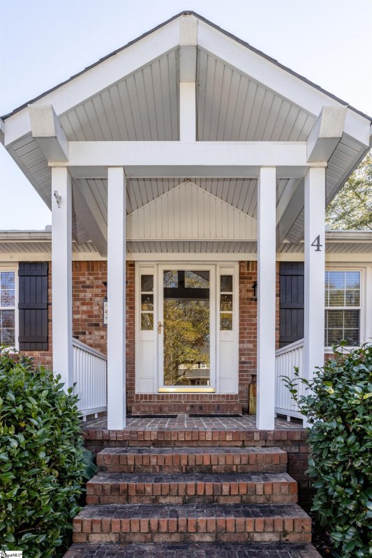 Property image 3 at 4 Boxthorne Court, Greenville, SC 29615