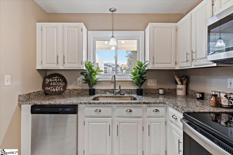 Property image 5 at 411 Northlake Drive, Anderson, SC 29625-5307