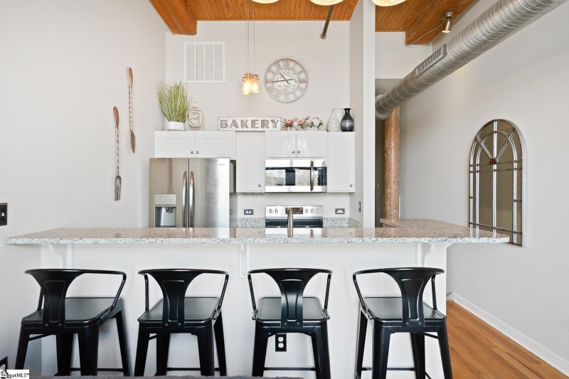 Property image 3 at 300 South Street, Simpsonville, SC 29681