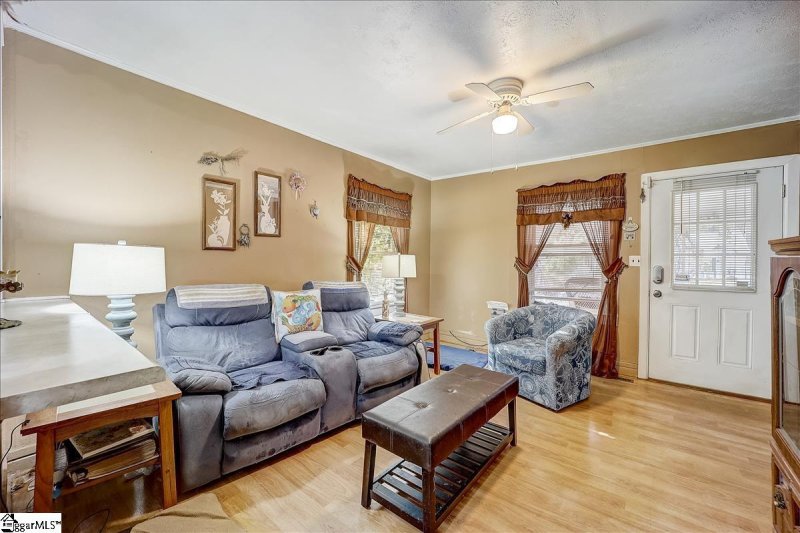 Property image 5 at 6 Lester Avenue, Greenville, SC 29617