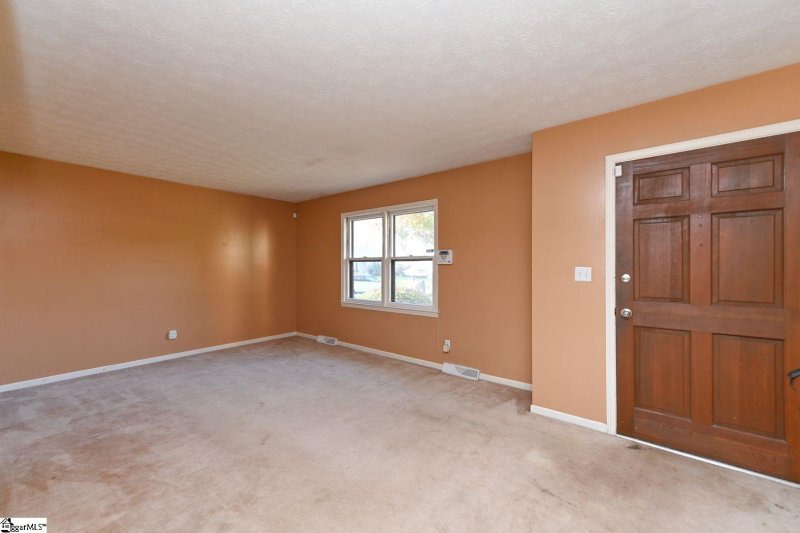 Property image 2 at 404 Brookmere Road, Simpsonville, SC 29681