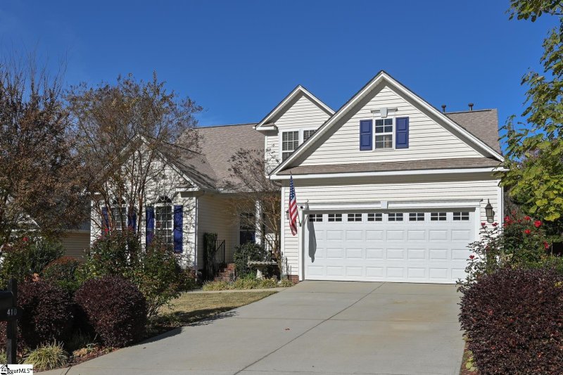 Property image 2 at 410 Belgray Court, Taylors, SC 29687