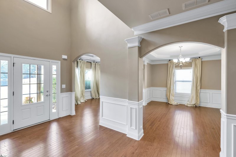 Property image 3 at 109 Lacebark Court, Simpsonville, SC 29680