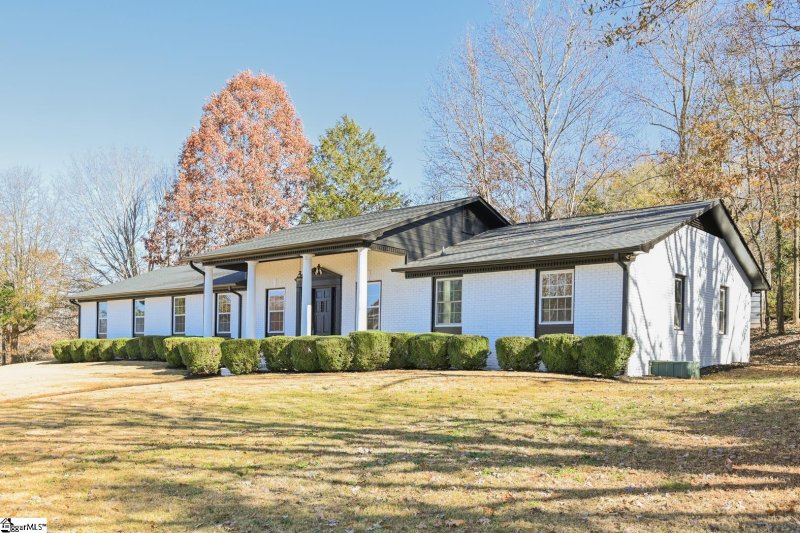 Property image 3 at 101 Keene Drive, Travelers Rest, SC 29690