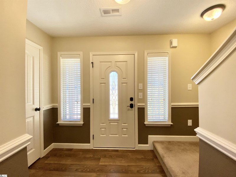 Property image 2 at 631 Chastine Drive, Spartanburg, SC 29301