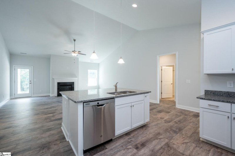 Property image 3 at 709 Butterfly Lake Court, Greenville, SC 29605