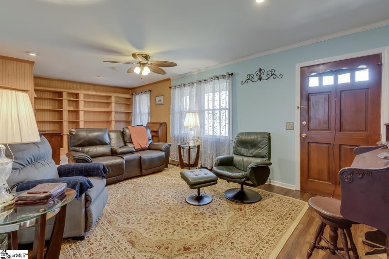 Property image 2 at 1026 Westwood Drive, Piedmont, SC 29673