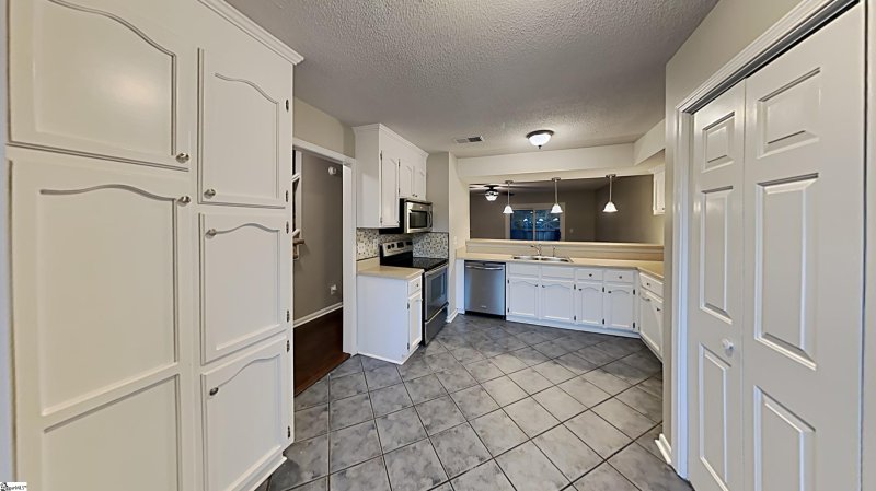 Property image 4 at 2001 Pelham Road, Greenville, SC 29615