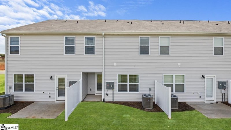 Property image 2 at 1427 Bella Grace Court, Boiling Springs, SC 29316