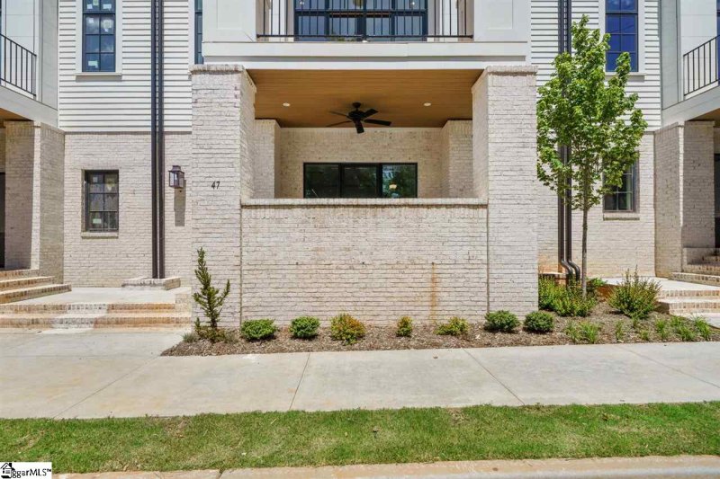 Property image 3 at 35 Thruston Street, Greenville, SC 29605
