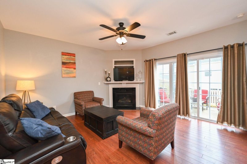 Property image 5 at 204 Cedar Crossing Lane, Greenville, SC 29615