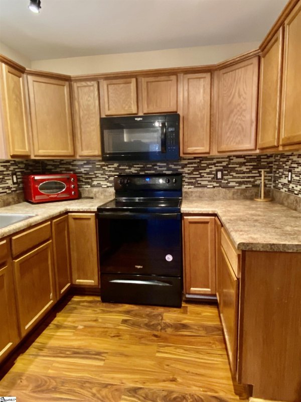 Property image 4 at 86 Birdsong Lane, Taylors, SC 29687