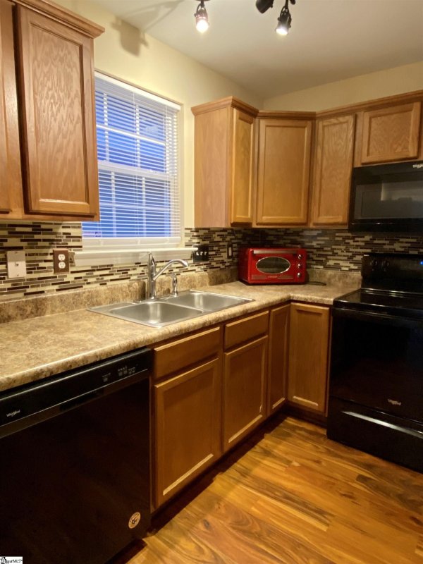 Property image 5 at 86 Birdsong Lane, Taylors, SC 29687