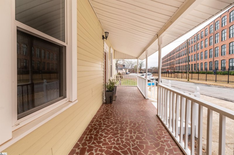 Property image 3 at 24 Draper Street, Greenville, SC 29611