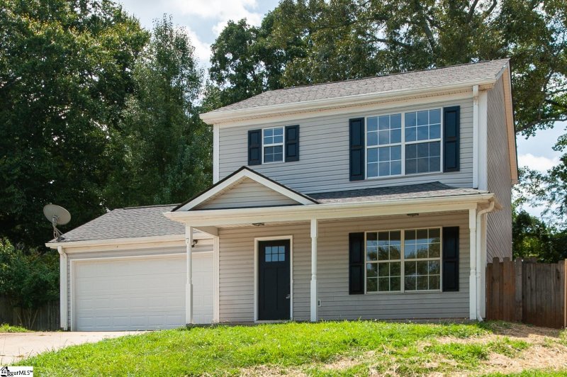 Property image 2 at 7 Diamond Hill Court, Greer, SC 29651