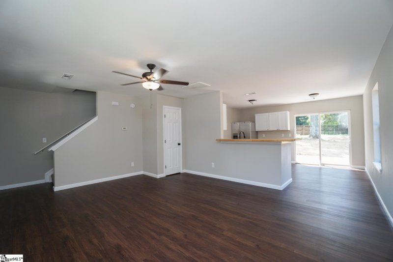 Property image 5 at 7 Diamond Hill Court, Greer, SC 29651