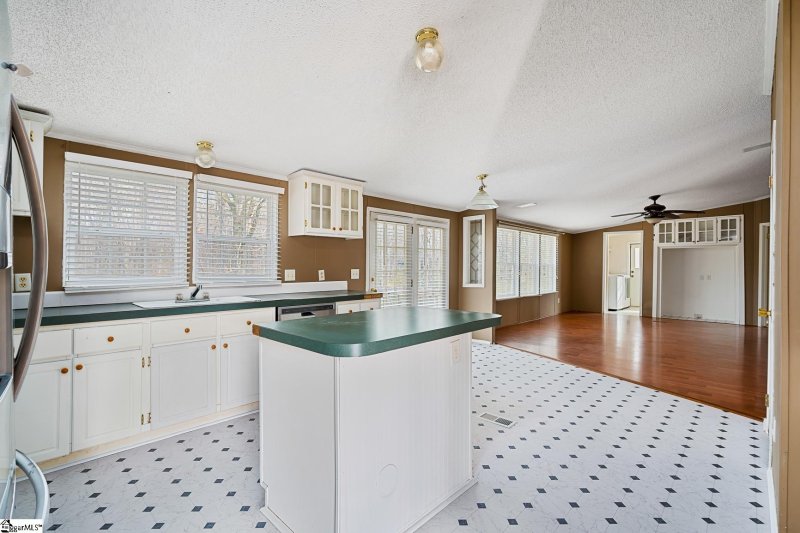 Property image 5 at 506 Montbrook Court, Pelzer, SC 29669