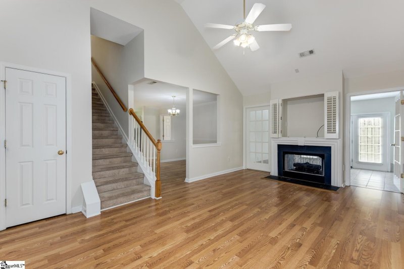 Property image 3 at 8 Cedar Rock Drive, Greer, SC 29650