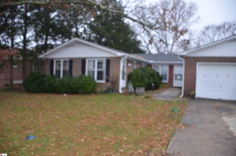 Property image 2 at 603 Scottswood Drive, Taylors, SC 29687