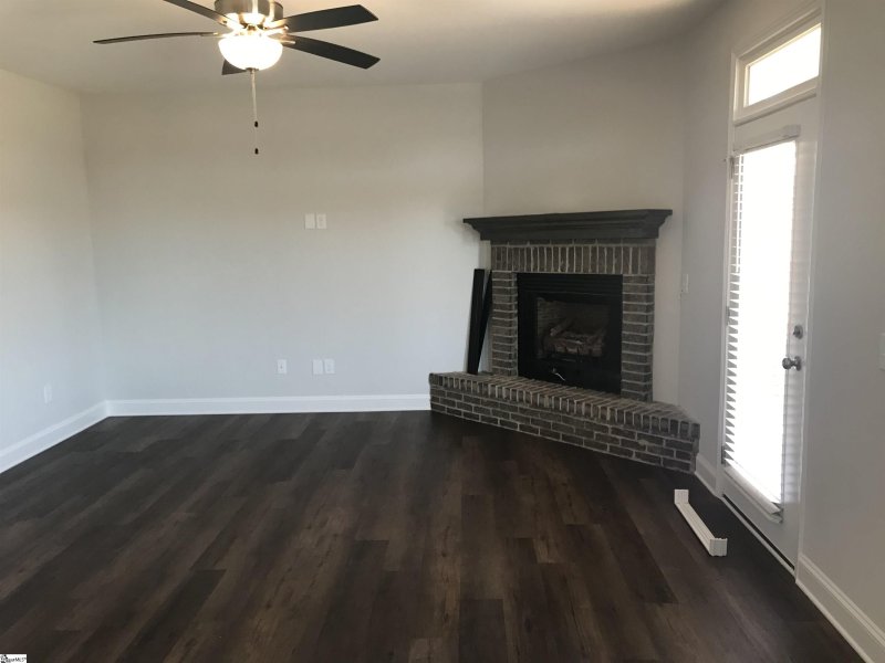 Property image 3 at 406 Charney Lane, Greer, SC 29651