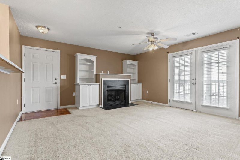 Property image 3 at 122 McKenna Circle, Greenville, SC 29615