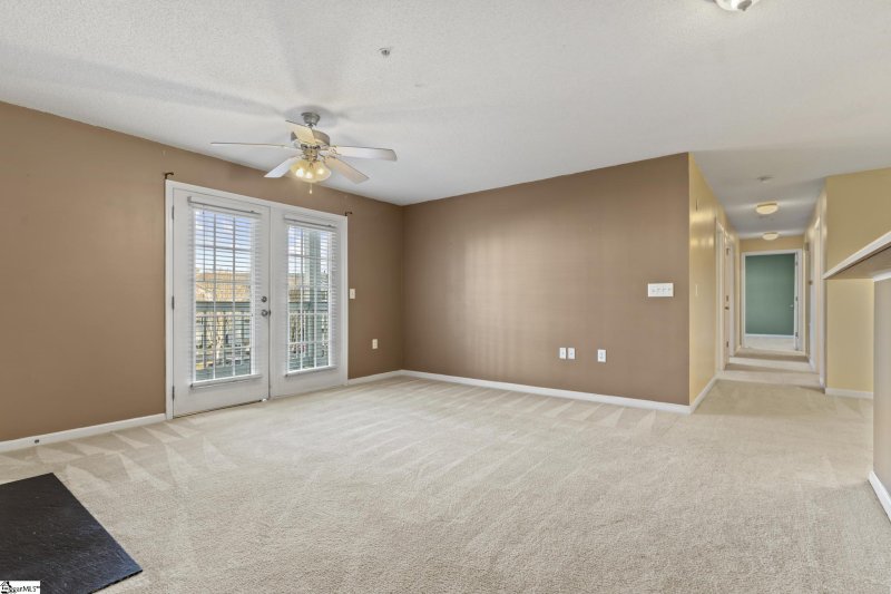 Property image 5 at 122 McKenna Circle, Greenville, SC 29615