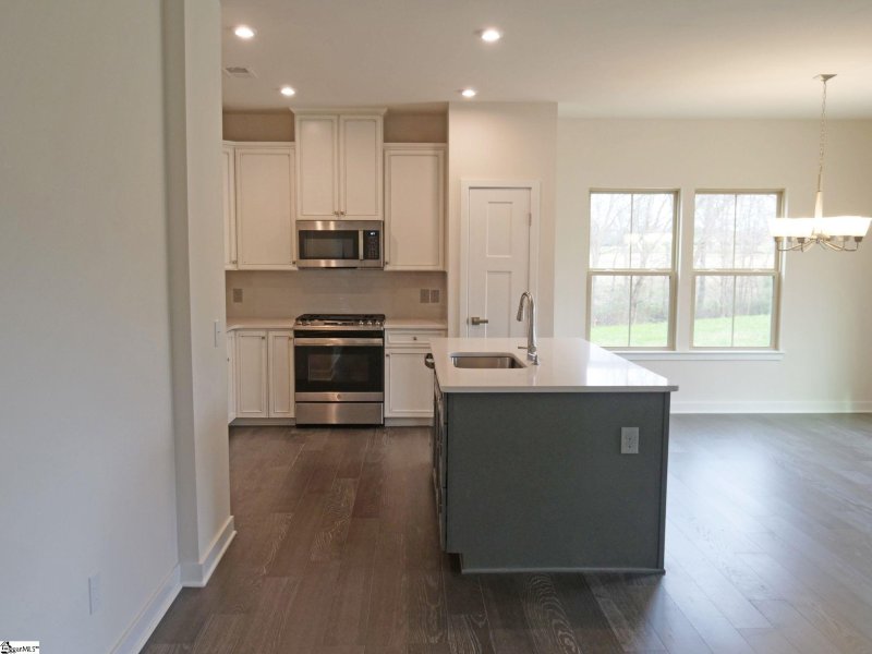 Property image 5 at 406 Villager Lane, Simpsonville, SC 29680