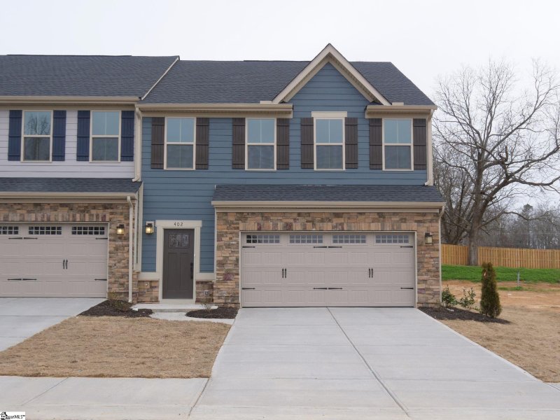 Property image 2 at 402 Villager Lane, Simpsonville, SC 29680