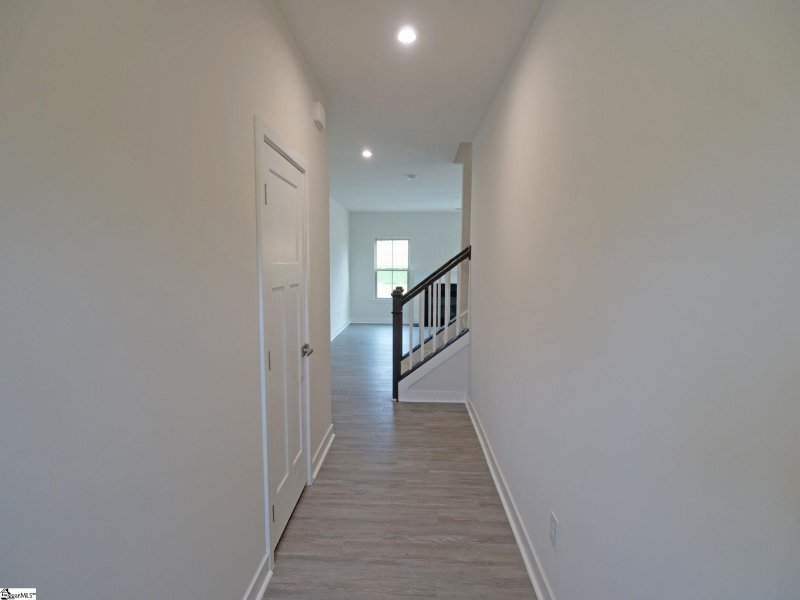 Property image 3 at 402 Villager Lane, Simpsonville, SC 29680