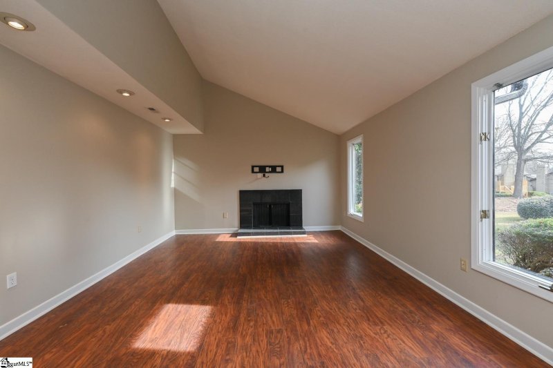 Property image 5 at 421 Sparrow Hawk Court, Greer, SC 29650