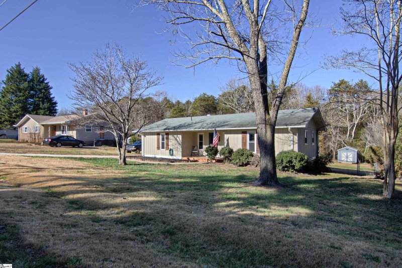 Property image 2 at 277 Clearview Circle, Travelers Rest, SC 29690