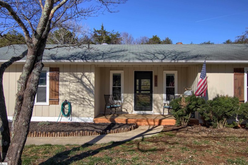 Property image 5 at 277 Clearview Circle, Travelers Rest, SC 29690