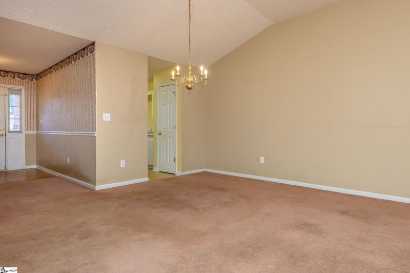 Property image 3 at 22 Bailess Court, Greer, SC 29650