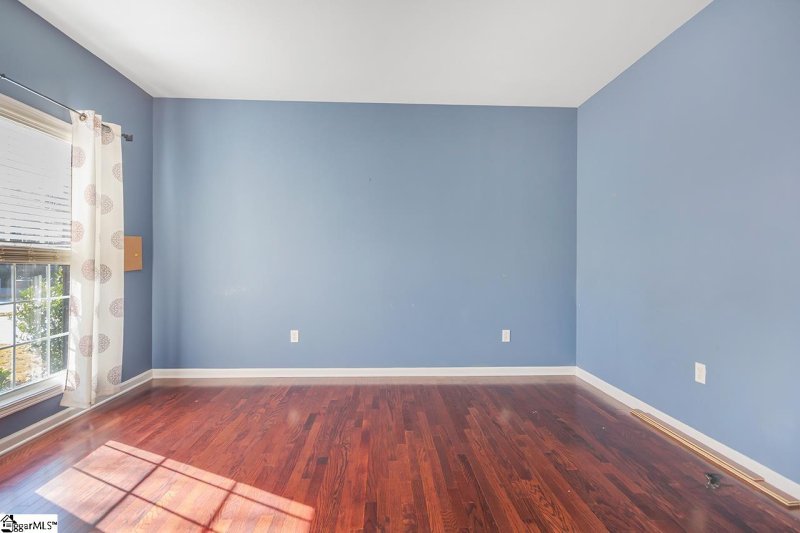 Property image 3 at 305 Abbey Gardens Lane, Simpsonville, SC 29681