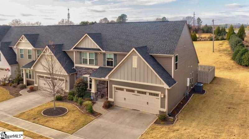 Property image 4 at 111 Vereen Court, Simpsonville, SC 29681