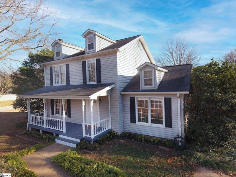 Property image 2 at 108 Laurel Tree Lane, Simpsonville, SC 29681