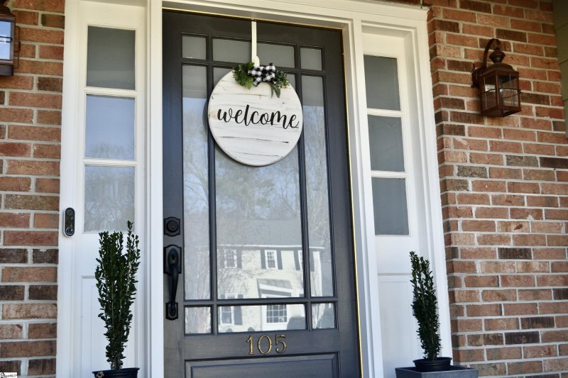 Property image 2 at 105 Burning Bush Lane, Greenville, SC 29607