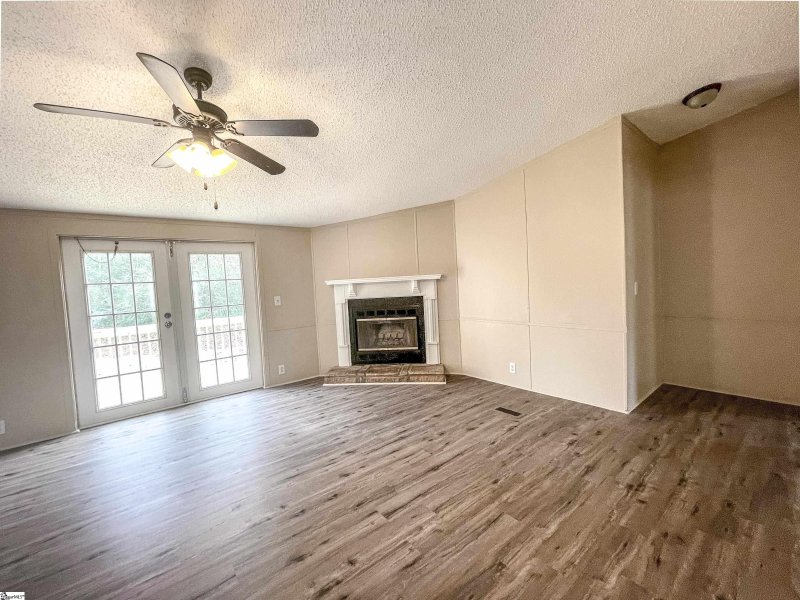 Property image 4 at 400 Sagewood Court, Fountain Inn, SC 29644